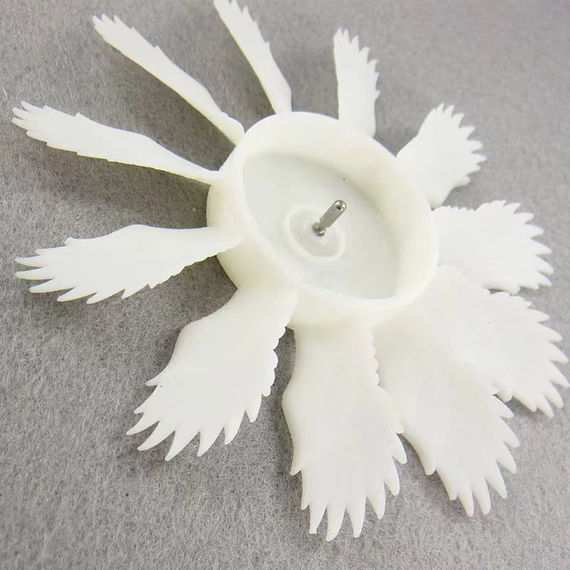 In che modo il processo di fusione dell'uretano offre vantaggi nella produzione ad alta precisione e in volumi ridotti?